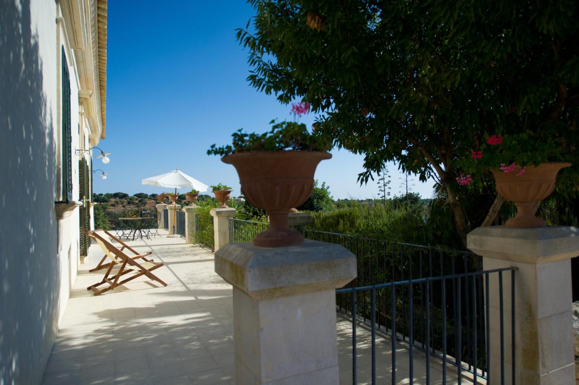 ホテル Relais Parco Cavalonga ドンナフガタ 部屋 写真