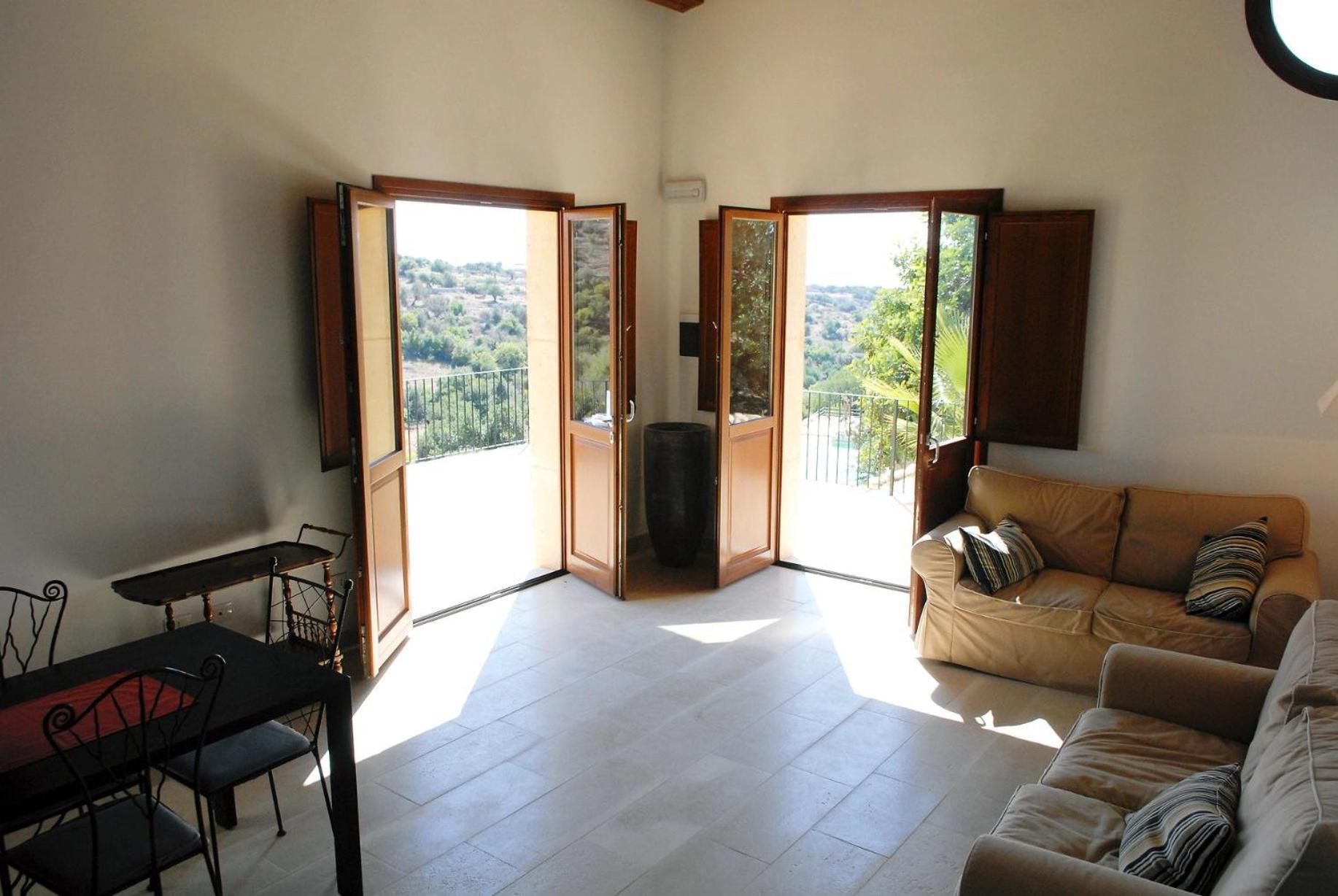 ホテル Relais Parco Cavalonga ドンナフガタ 部屋 写真